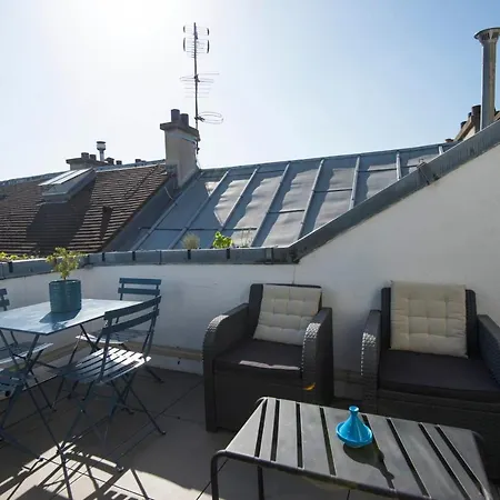 Design Apt With Terrace In The Marais